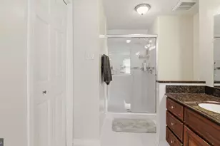 11201 Lake Breeze, North Potomac, MD 20878 - Photo 44