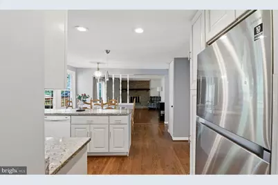 11201 Lake Breeze, North Potomac, MD 20878 - Photo 18