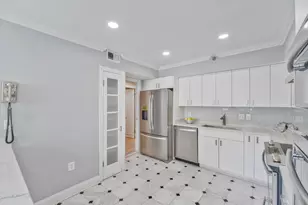 4550 N Park Ave, Chevy Chase, MD 20815 - Photo 18