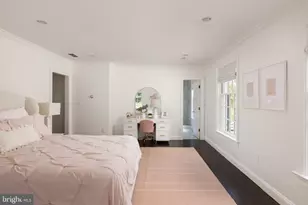 8611 Country Club Dr, Bethesda, MD 20817 - Photo 26