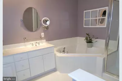 104 Oak Knoll Terrace, Rockville, MD 20850 - Photo 10