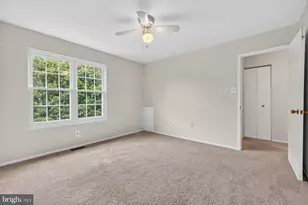 18926 Birdseye Dr, Germantown, MD 20874 - Photo 16