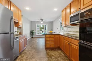 14313 Barkwood Dr, Rockville, MD 20853 - Photo 4