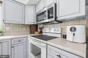 13013 Open Hearth Way, Germantown, MD 20874 - Photo 8