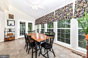 6 Tom Fox Ct, Poolesville, MD 20837 - Photo 16