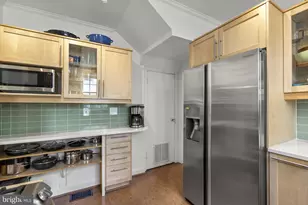 2006 Glen Ross Rd, Silver Spring, MD 20910 - Photo 10