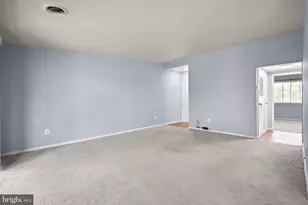 10320 Rockville Pike, North Bethesda, MD 20852 - Photo 6