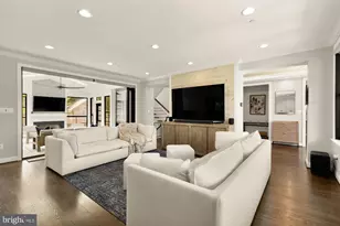 4708 S Chelsea Ln, Bethesda, MD 20814 - Photo 6