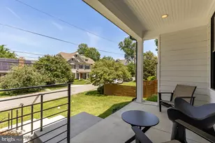 4708 S Chelsea Ln, Bethesda, MD 20814 - Photo 2