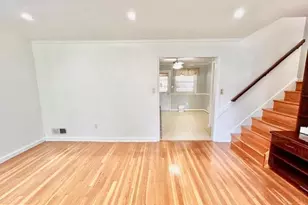 1010 Kennon Ct, Rockville, MD 20851 - Photo 2