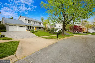 1755 Glastonberry, Potomac, MD 20854 - Photo 4