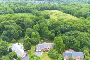 18117 Hayloft Dr, Rockville, MD 20855 - Photo 4