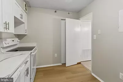 15107 Interlachen Drive #2-620, Silver Spring, MD 20906 - Photo 10