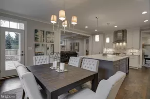 5700 Tanglewood Dr, Bethesda, MD 20817 - Photo 16