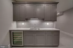 5700 Tanglewood Dr, Bethesda, MD 20817 - Photo 28