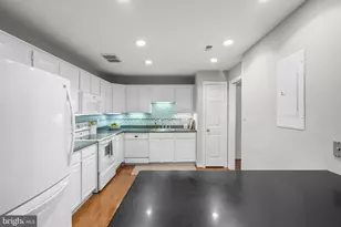 11420 Strand Dr, Rockville, MD 20852 - Photo 12