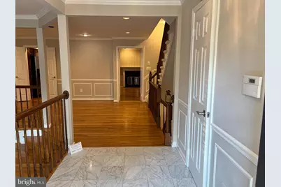 10783 Brewer House Road, Rockville, MD 20852 - Photo 2