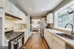 9408 Byeforde Rd, Kensington, MD 20895 - Photo 16