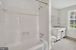 702 McNeill Rd, Silver Spring, MD 20910 - Photo 14