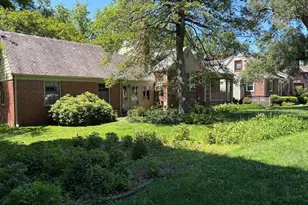 702 McNeill Rd, Silver Spring, MD 20910 - Photo 2