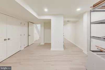 8932 Barrowgate Court, Potomac, MD 20854 - Photo 20
