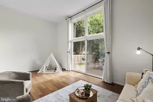 14 Blue Silo Ct, Gaithersburg, MD 20878 - Photo 4