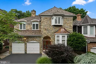 10314 Thornbush Lane, Bethesda, MD 20814 - Photo 2