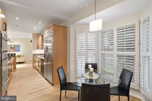 10314 Thornbush Ln, Bethesda, MD 20814 - Photo 20