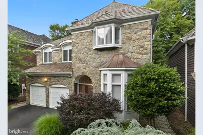 10314 Thornbush Lane, Bethesda, MD 20814 - Photo 4