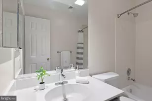 10314 Thornbush Ln, Bethesda, MD 20814 - Photo 38
