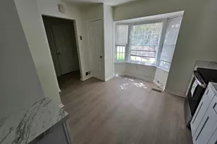 47 Gas Light Ct, Gaithersburg, MD 20879 - Photo 4