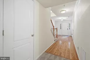 13683 Harvest Glen Way, Germantown, MD 20874 - Photo 4