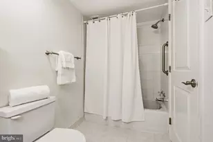 7501 Democracy Blvd, Bethesda, MD 20817 - Photo 16