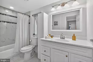 19025 Coltfield Ct, Gaithersburg, MD 20886 - Photo 10