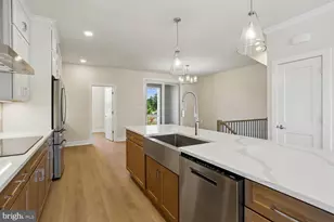 209 Allen Ln, Poolesville, MD 20837 - Photo 14