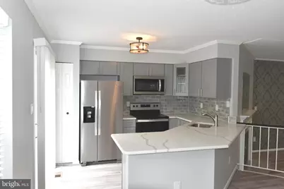 20116 Timber Oak Lane #203, Germantown, MD 20874 - Photo 2