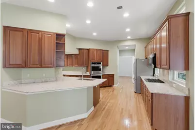 22401 Brook Point Way, Clarksburg, MD 20871 - Photo 18