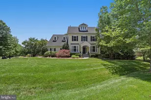 22401 Brook Point Way, Clarksburg, MD 20871 - Photo 2