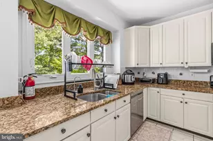 112 Canfield Hill Dr, Gaithersburg, MD 20878 - Photo 18