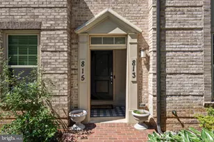 813 Rockwell Ave, Gaithersburg, MD 20878 - Photo 2