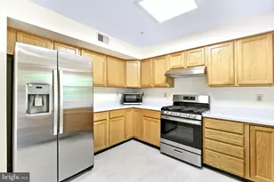 18627 Shadowridge Terrace, Olney, MD 20832 - Photo 12