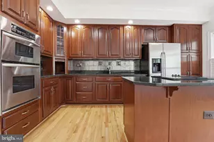 9986 Foxborough Cir, Rockville, MD 20850 - Photo 8