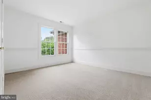 9986 Foxborough Cir, Rockville, MD 20850 - Photo 22