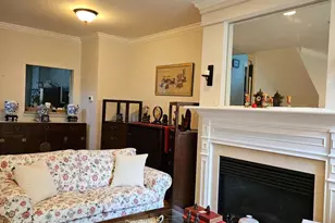 9659 Athens Pl, Gaithersburg, MD 20878 - Photo 4