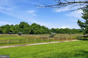 20800 Whites Ferry Rd, Poolesville, MD 20837 - Photo 90
