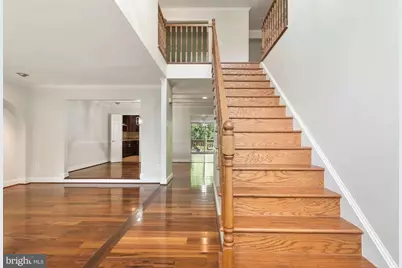 10127 Crestberry Place, Bethesda, MD 20817 - Photo 2