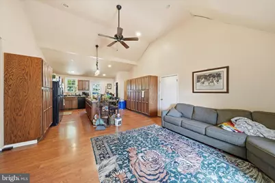 20800 Whites Ferry Road, Poolesville, MD 20837 - Photo 36