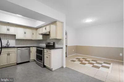 12539 Coral Grove Place, Germantown, MD 20874 - Photo 8