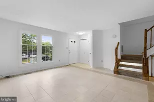 12539 Coral Grove Pl, Germantown, MD 20874 - Photo 4
