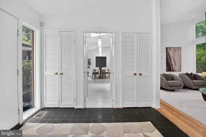 7036 Buxton Terrace, Bethesda, MD 20817 - Photo 8